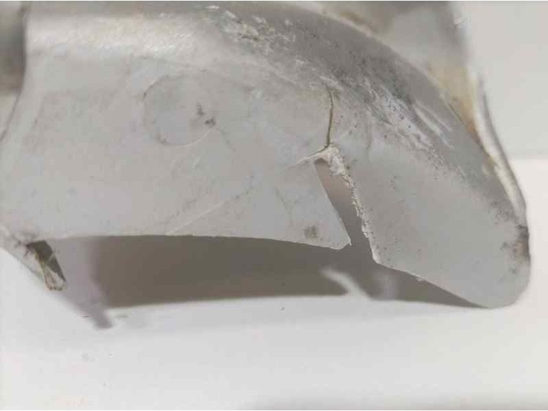 Recambio de aletin delantero izquierdo para nissan terrano/terrano.ii (r20) se (5-ptas.) referencia OEM IAM 638117F600 85766 