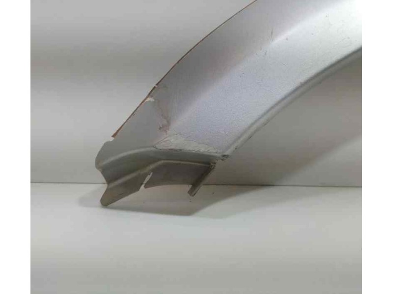 Recambio de aletin delantero izquierdo para nissan terrano/terrano.ii (r20) se (5-ptas.) referencia OEM IAM 638117F600 85766 