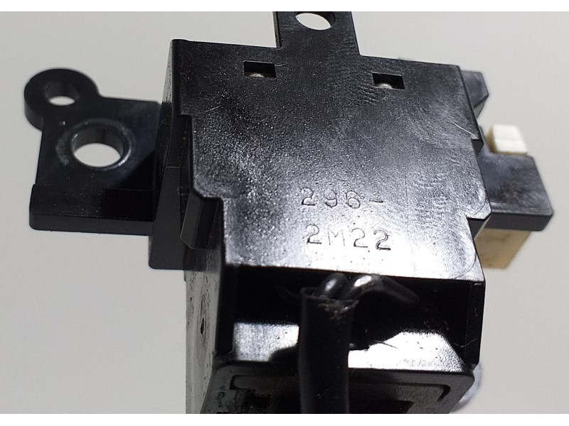 Recambio de mando volante para toyota avensis cross sport (t27) comfort referencia OEM IAM 18A174 55175 