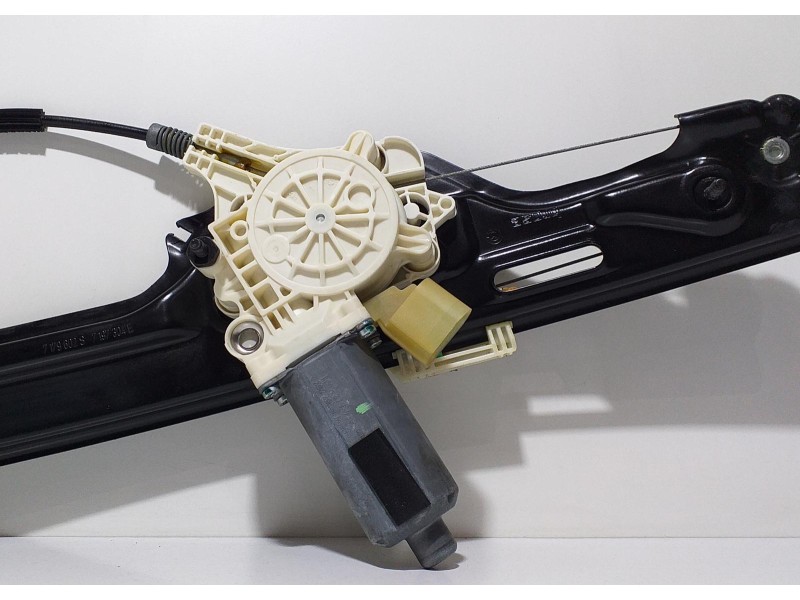 Recambio de elevalunas trasero derecho para bmw x6 (e71) 3.5d referencia OEM IAM 7197304E 59310 