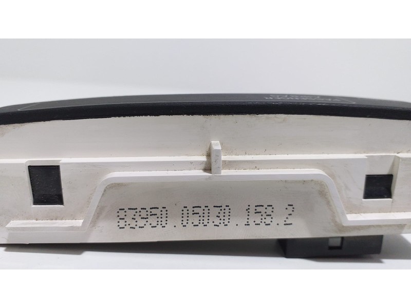 Recambio de pantalla multifuncion para toyota avensis cross sport (t27) comfort referencia OEM IAM 8395005030 55176 