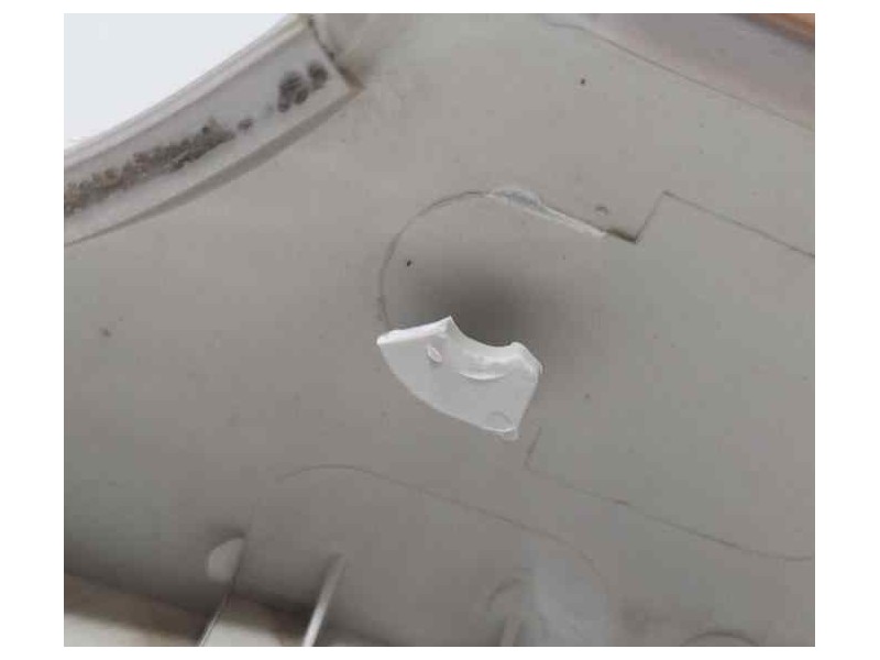 Recambio de aletin trasero derecho para nissan terrano/terrano.ii (r20) se (5-ptas.) referencia OEM IAM 938281F100 85769 