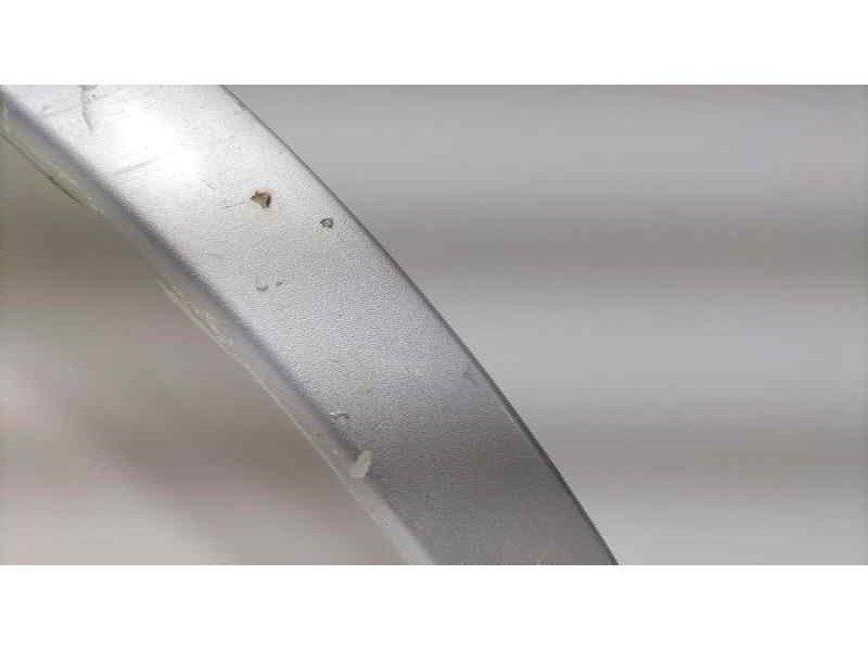 Recambio de aletin trasero derecho para nissan terrano/terrano.ii (r20) se (5-ptas.) referencia OEM IAM 938281F100 85769 