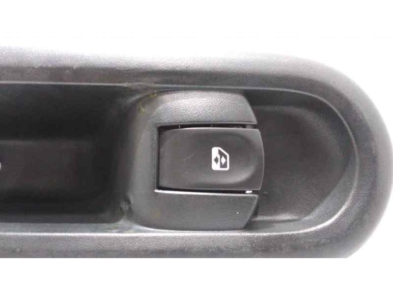 Recambio de mando elevalunas delantero derecho para renault clio iii exception referencia OEM IAM 8200356517B 47274 