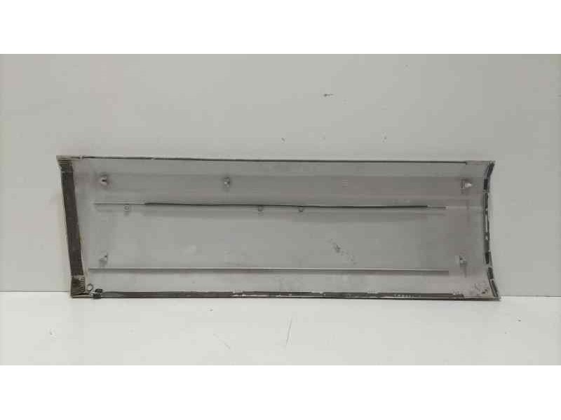 Recambio de molduras delanteras para nissan terrano/terrano.ii (r20) se (5-ptas.) referencia OEM IAM 808707F600 85770 