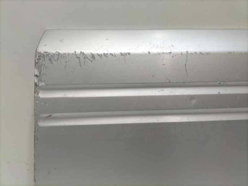 Recambio de molduras delanteras para nissan terrano/terrano.ii (r20) se (5-ptas.) referencia OEM IAM 808707F600 85770 