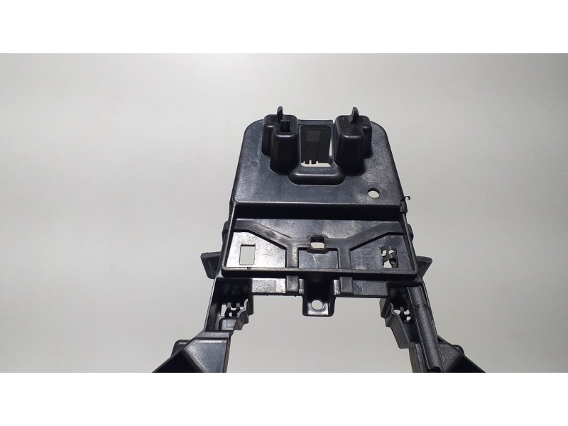 Recambio de guarnecidos palanca cambio para porsche cayenne (typ 92aa) gts referencia OEM IAM 7P5864089A 66639 