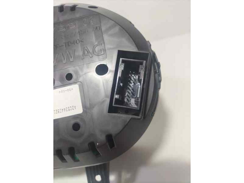 Recambio de cuadro instrumentos para audi a3 sportback (8va) ambiente referencia OEM IAM 8V0920860B 87135 