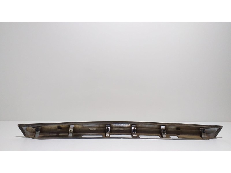 Recambio de molduras traseras para toyota avensis cross sport (t27) comfort referencia OEM IAM 7680105170 55191 
