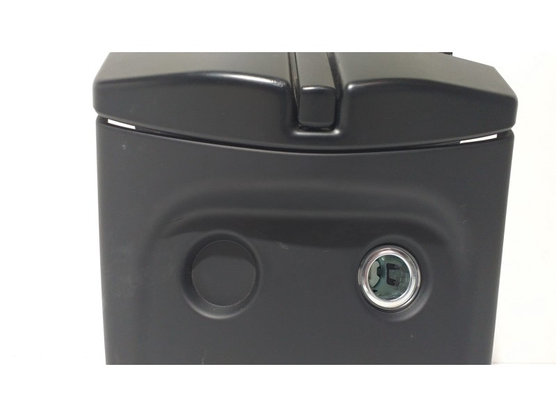 Recambio de molduras traseras para porsche cayenne (typ 92aa) gts referencia OEM IAM 7P5863239 66641 