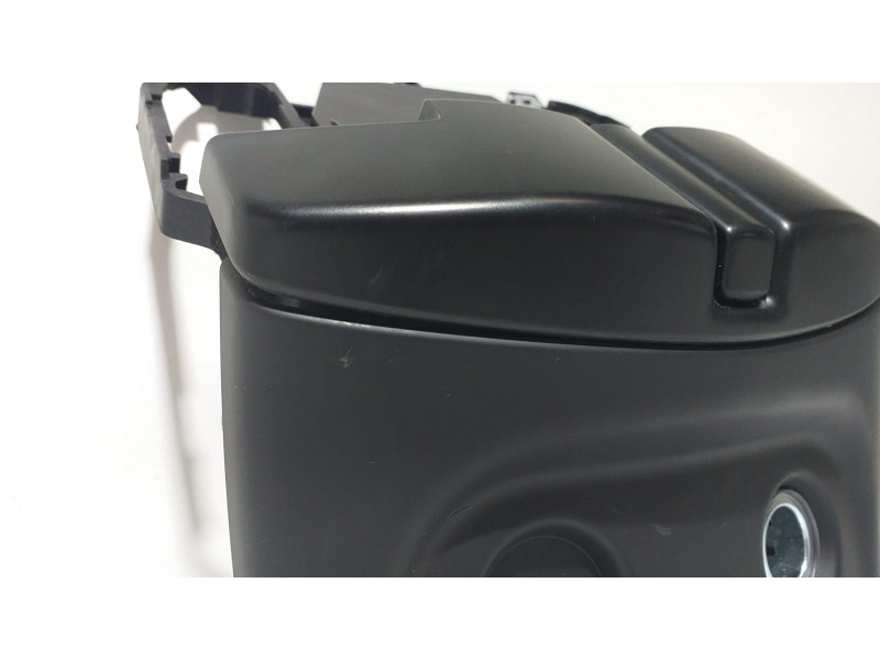 Recambio de molduras traseras para porsche cayenne (typ 92aa) gts referencia OEM IAM 7P5863239 66641 