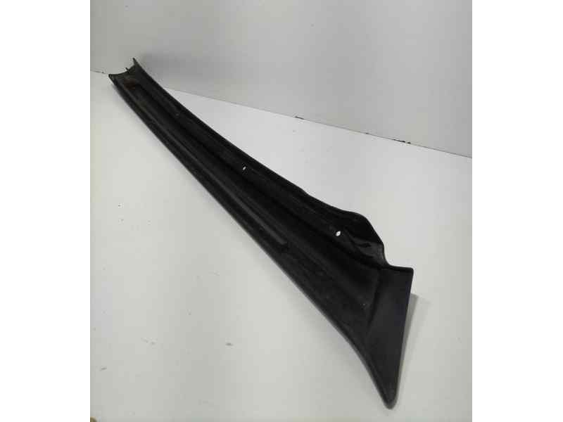 Recambio de molduras delanteras para land rover range rover (lp) 4.6 referencia OEM IAM DCB101260 82393 