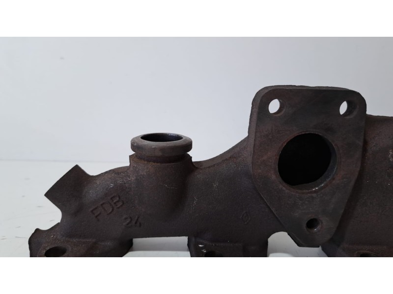 Recambio de colector escape para dacia dokker 1.5 dci diesel fap cat referencia OEM IAM 45544045R 76404 R