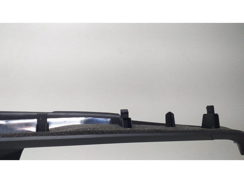 Recambio de molduras delanteras para porsche cayenne (typ 92aa) gts referencia OEM IAM 7P5863097 66642 