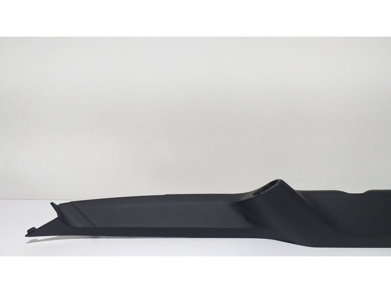 Recambio de molduras delanteras para porsche cayenne (typ 92aa) gts referencia OEM IAM 7P5863097 66642 