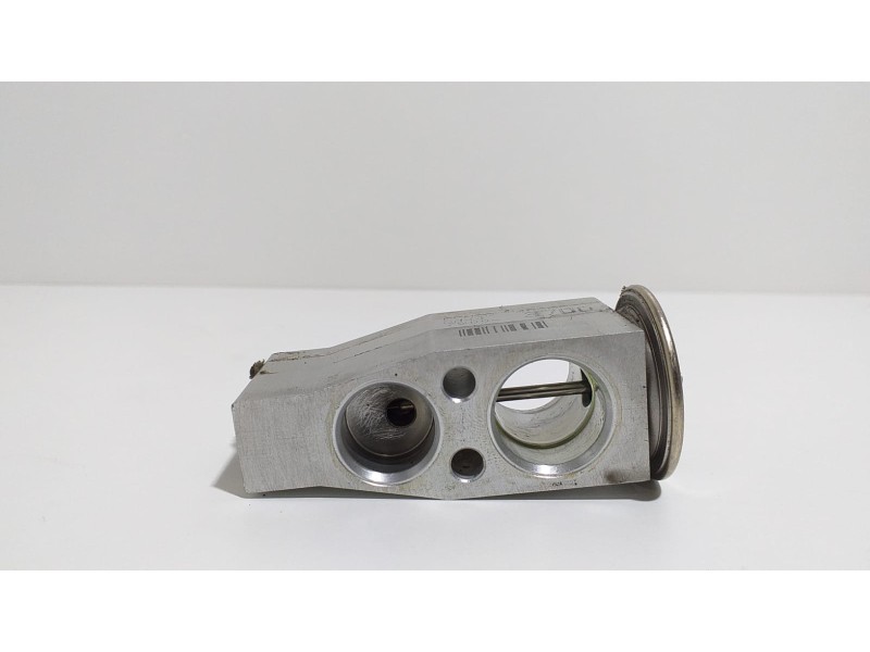 Recambio de valvula expansion para toyota avensis cross sport (t27) comfort referencia OEM IAM MF447500 55204 