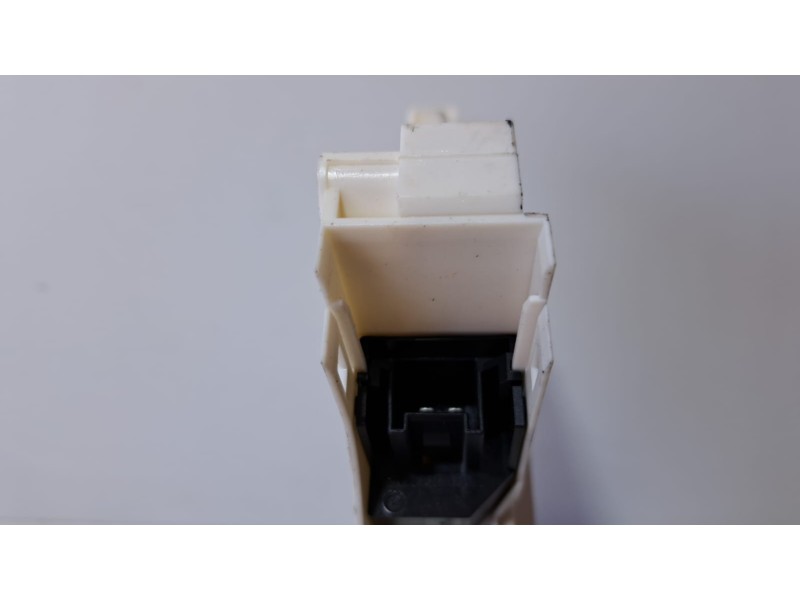 Recambio de motor elevalunas trasero izquierdo para skoda yeti active referencia OEM IAM 5L0959811A 76416 R