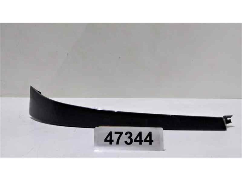 Recambio de molduras delanteras para citroën saxo 1.5 d furio referencia OEM IAM 9636012677 47344  Recambio de molduras delanteras para citroën saxo 1.5 d furio referencia OEM IAM 9636012677 47344