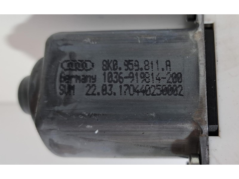 Recambio de motor elevalunas delantero izquierdo para skoda yeti active referencia OEM IAM 8K0959811A 76417 R