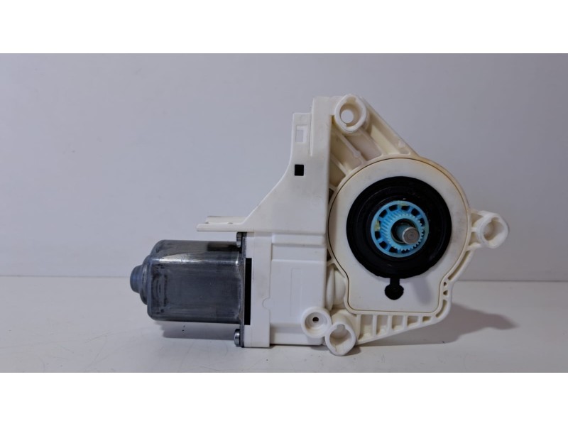 Recambio de motor elevalunas trasero derecho para skoda yeti active referencia OEM IAM 5L0959812A 76418 R