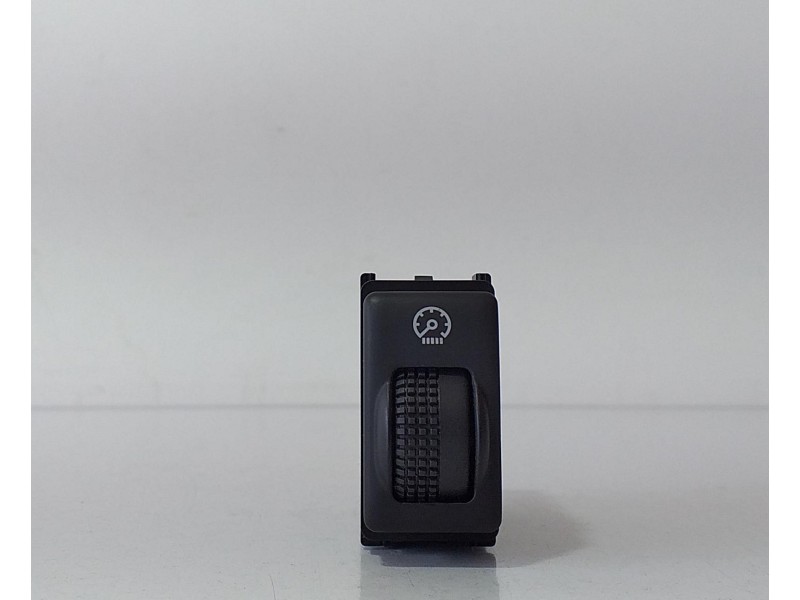 Recambio de intercooler para renault koleos dynamique referencia OEM IAM 0611J 69216 