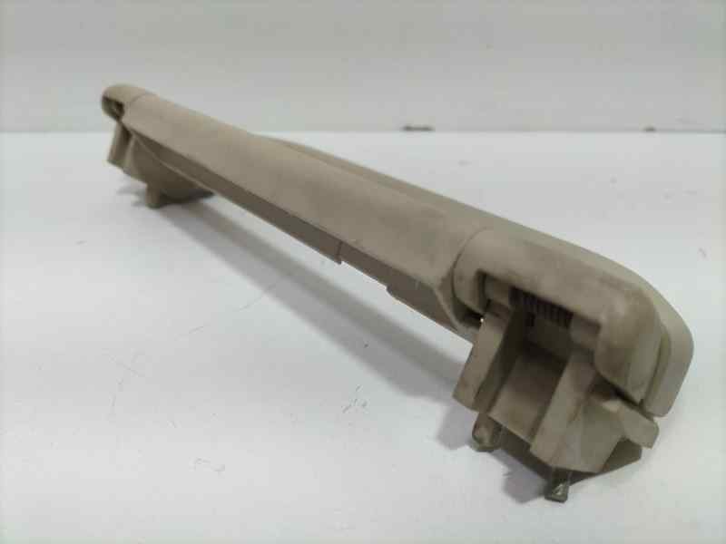 Recambio de maneta interior delantera izquierda para land rover range rover (lp) 4.6 referencia OEM IAM MXC3755 82397 