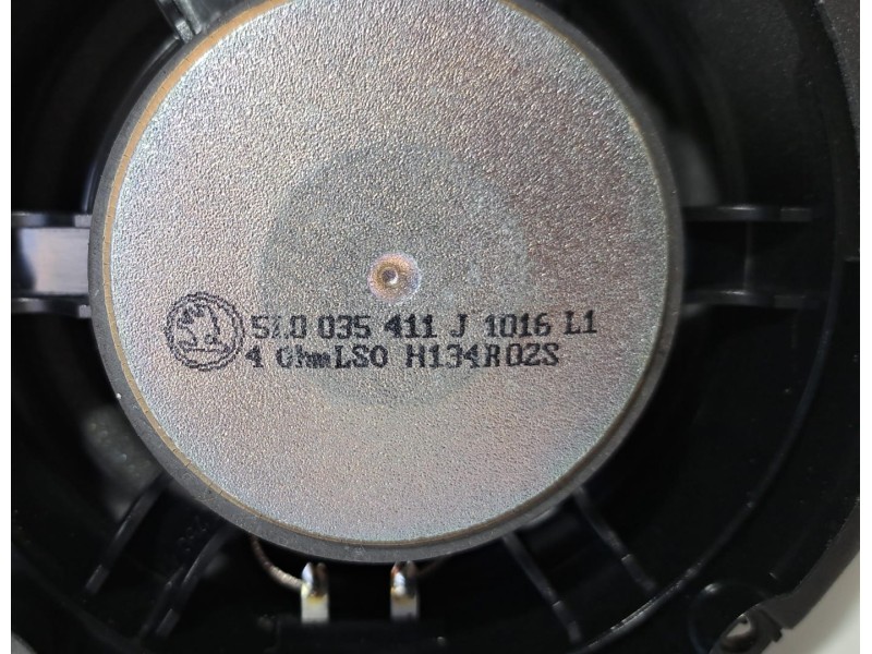 Recambio de sistema audio / radio cd para skoda yeti active referencia OEM IAM 5L0035411J 76419 R