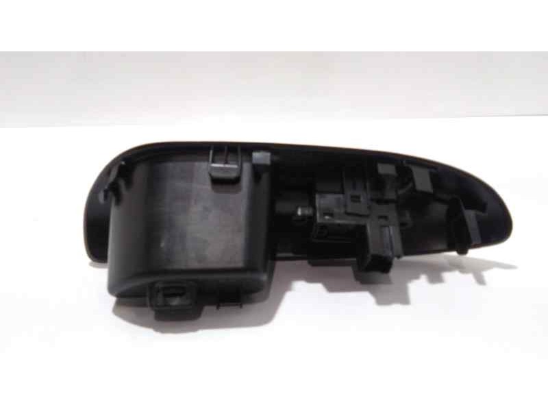 Recambio de mando elevalunas trasero derecho para nissan juke (f15) acenta referencia OEM IAM 829601KA2A 47383 
