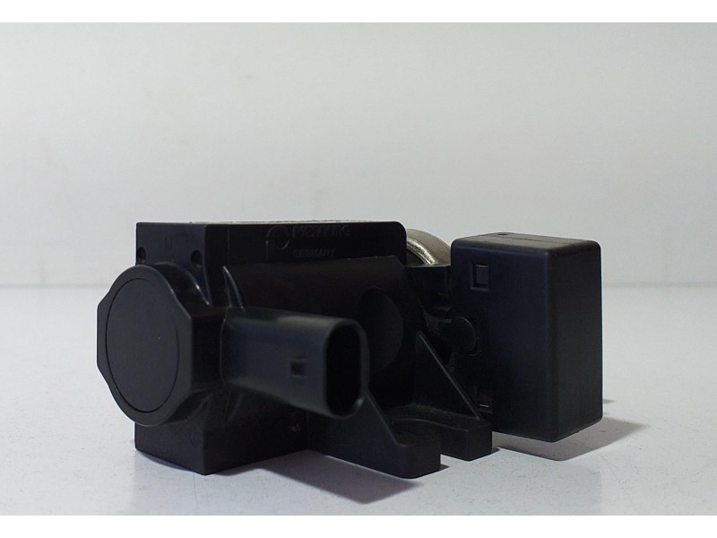 Recambio de valvula aire adicional para mercedes-benz clase b (w245) 200 cdi (245.208) referencia OEM IAM A0051535528 69228 