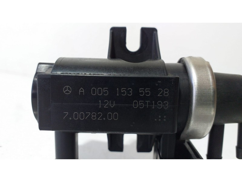 Recambio de valvula aire adicional para mercedes-benz clase b (w245) 200 cdi (245.208) referencia OEM IAM A0051535528 69228 