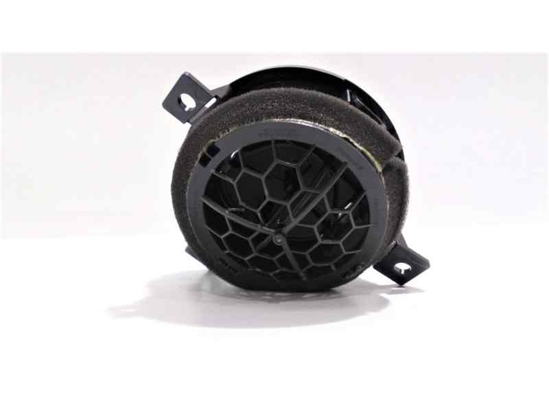 Recambio de rejilla aireadora para nissan juke (f15) acenta referencia OEM IAM 687603YV0A 47402 