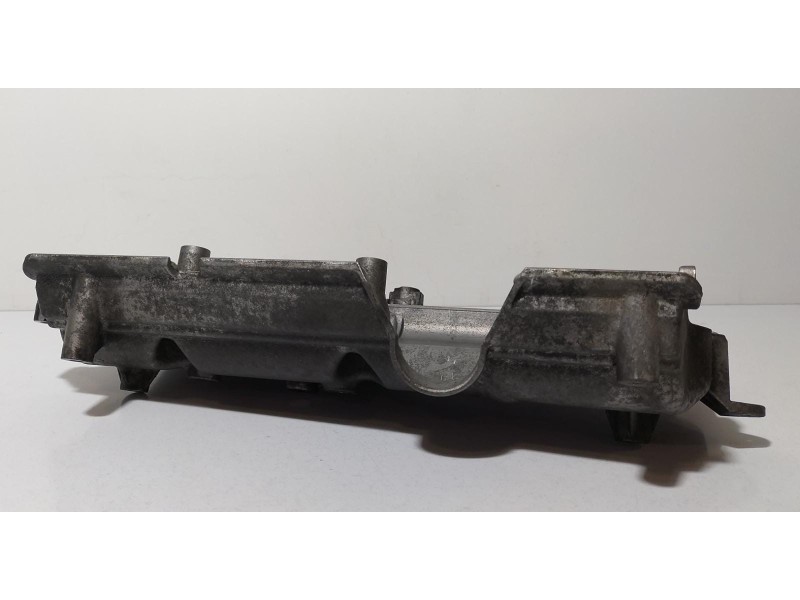 Recambio de tapa balancines para mercedes-benz clase b (w245) 200 cdi (245.208) referencia OEM IAM A6400100667 69243 