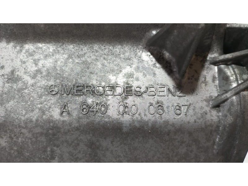 Recambio de tapa balancines para mercedes-benz clase b (w245) 200 cdi (245.208) referencia OEM IAM A6400100667 69243 