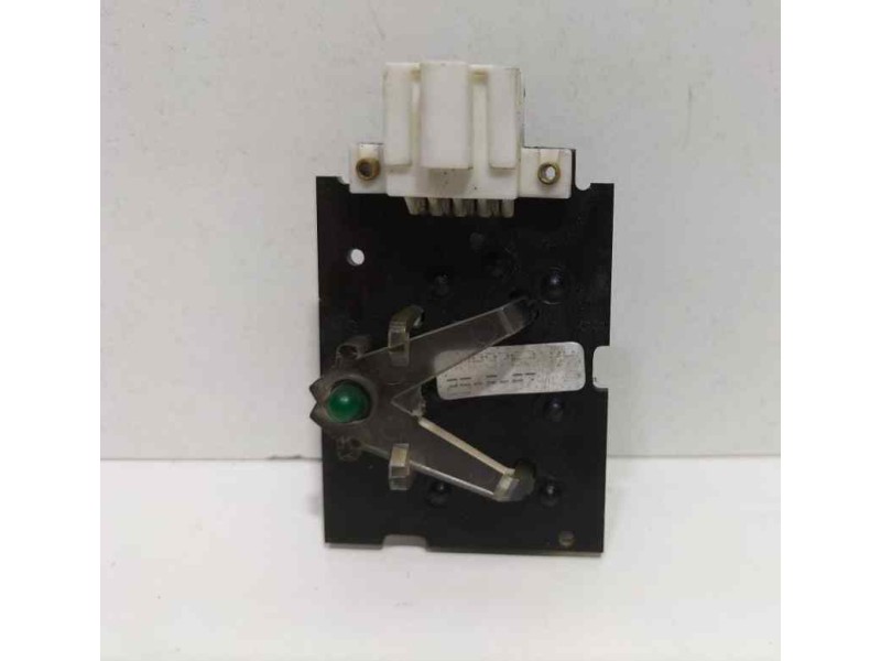 Recambio de mando elevalunas trasero izquierdo para land rover range rover (lp) 4.6 referencia OEM IAM 46D 82511 