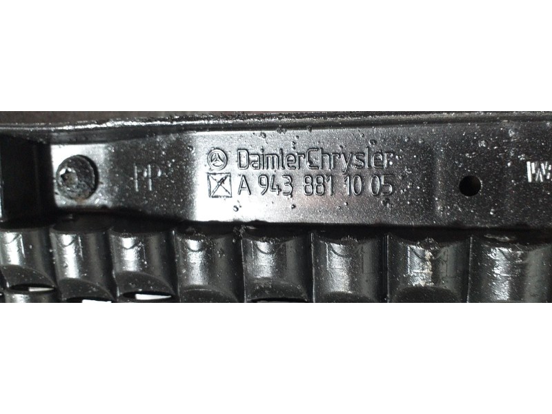 Recambio de guardabarros para mercedes-benz actros 2/3 2 - ejes / 6 cil. 1841 4x2 om 501 la l (largo) referencia OEM IAM A943881