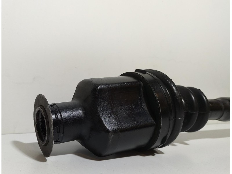 Recambio de transmision delantera derecha para renault megane i scenic (ja0) 1.9dti alize referencia OEM IAM 7700112028 69262 