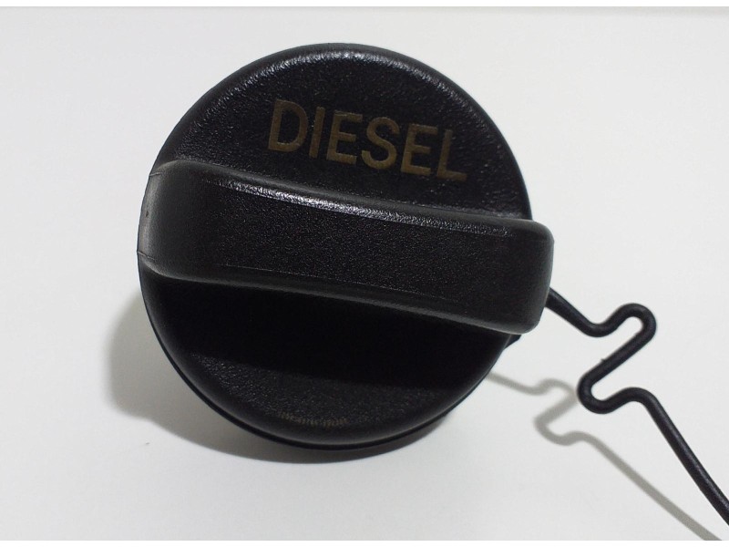 Recambio de tapon combustible para toyota avensis cross sport (t27) comfort referencia OEM IAM 175931940 55268 