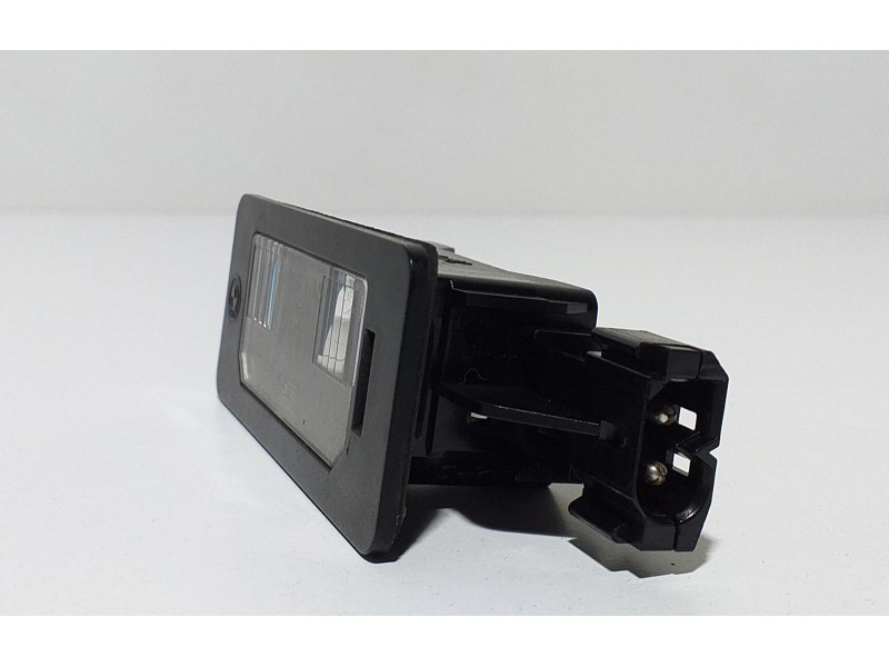 Recambio de piloto matricula para bmw x6 (e71) 3.5d referencia OEM IAM 63267165646 59453 