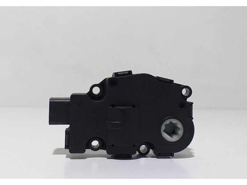 Recambio de motor apertura trampillas climatizador para bmw x6 (e71) 3.5d referencia OEM IAM EFB336 59457 
