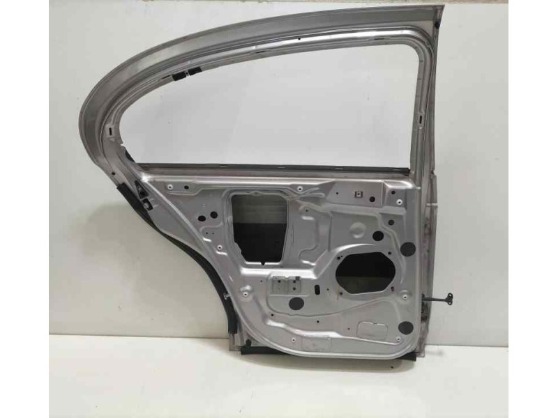 Recambio de puerta trasera izquierda para jaguar s-type referencia OEM IAM XR828669 82618 