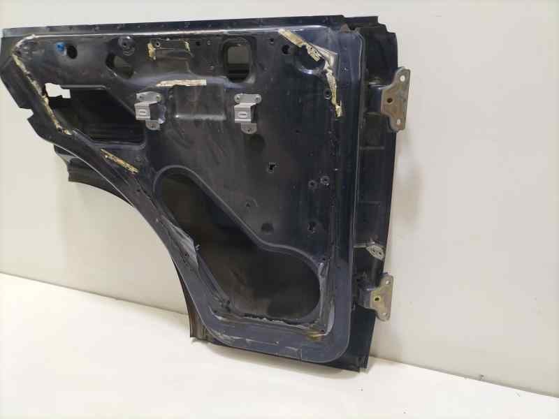 Recambio de puerta trasera izquierda para land rover discovery (lt) td5 referencia OEM IAM BFA700070 82623 