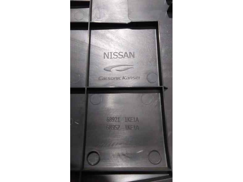 Recambio de moldura para nissan juke (f15) acenta referencia OEM IAM 689211KE1A 47426 