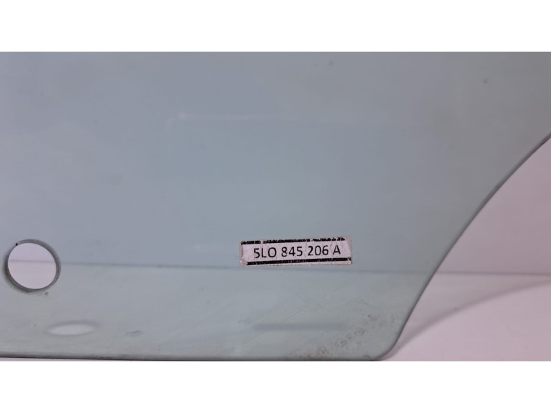 Recambio de luna trasera derecha para skoda yeti active referencia OEM IAM 5L0845206A 76449 R