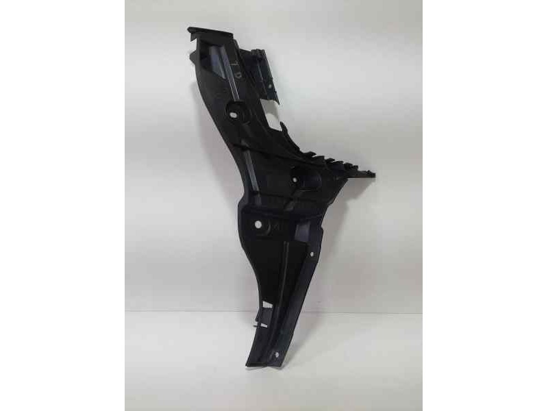 Recambio de molduras traseras para audi a3 sportback (8va) ambiente referencia OEM IAM 8V4807378A 87169 