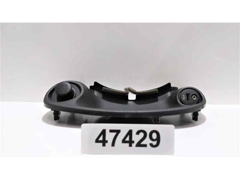 Recambio de salpicadero para nissan juke (f15) acenta referencia OEM IAM 681PZ1KZ0A 47429 