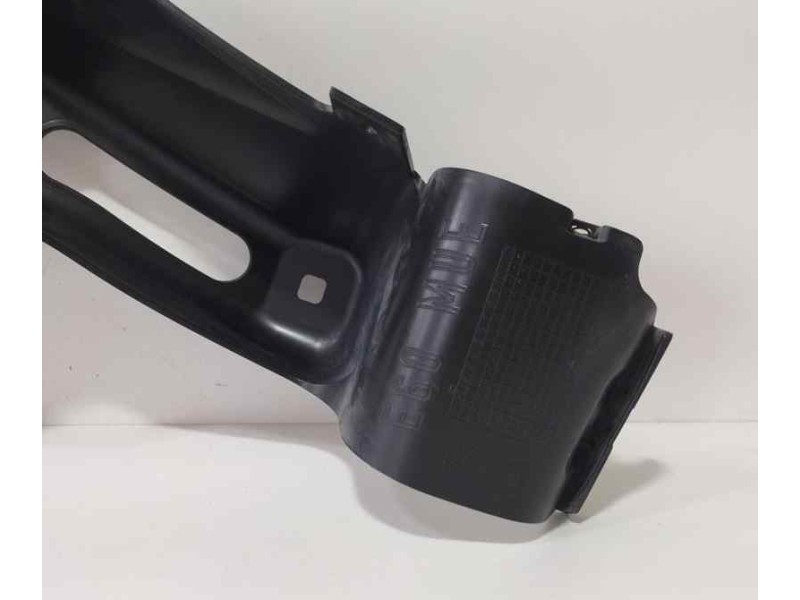 Recambio de molduras traseras para bmw serie 5 berlina (e60) 520d referencia OEM IAM 51127178186 87172 