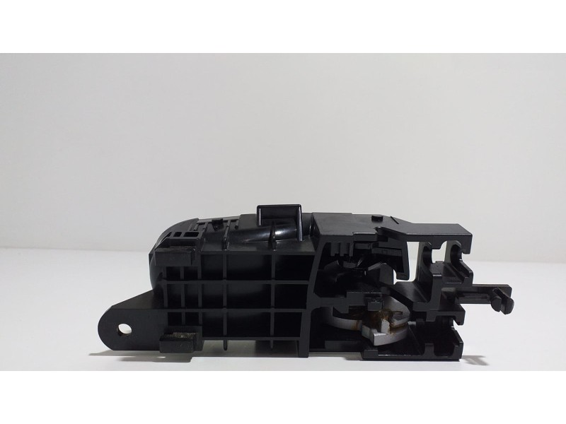 Recambio de maneta interior delantera izquierda para suzuki grand vitara jb (jt) 2.0 jlx-a (5-ptas.) referencia OEM IAM 8313065J