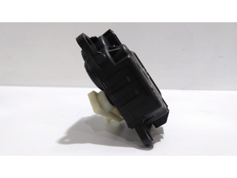 Recambio de motor apertura trampillas climatizador para nissan juke (f15) acenta referencia OEM IAM 277301KA0A 47448 