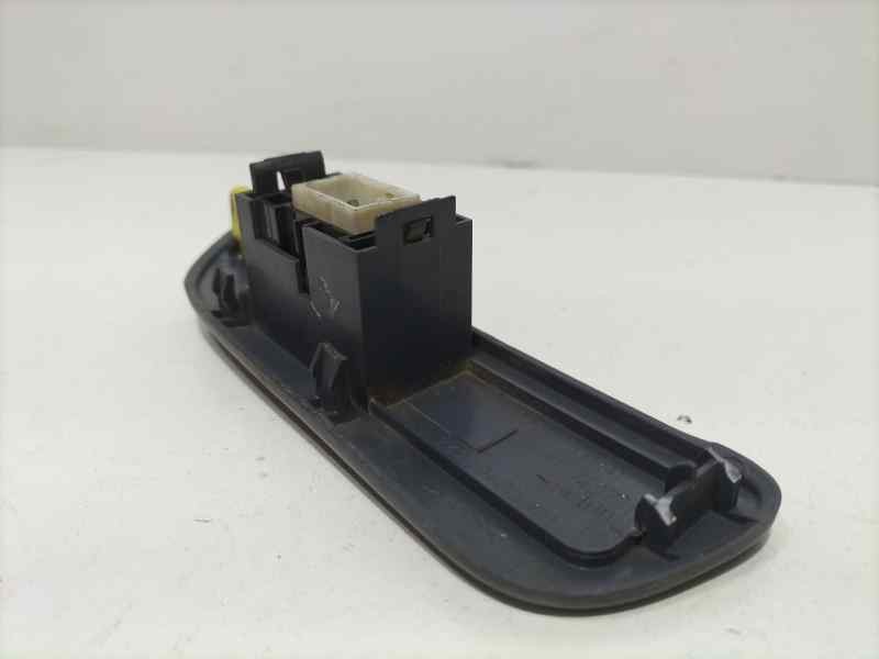 Recambio de mando elevalunas trasero izquierdo para toyota land cruiser (j9) td gx (5-ptas.) referencia OEM IAM 7421660080 82641