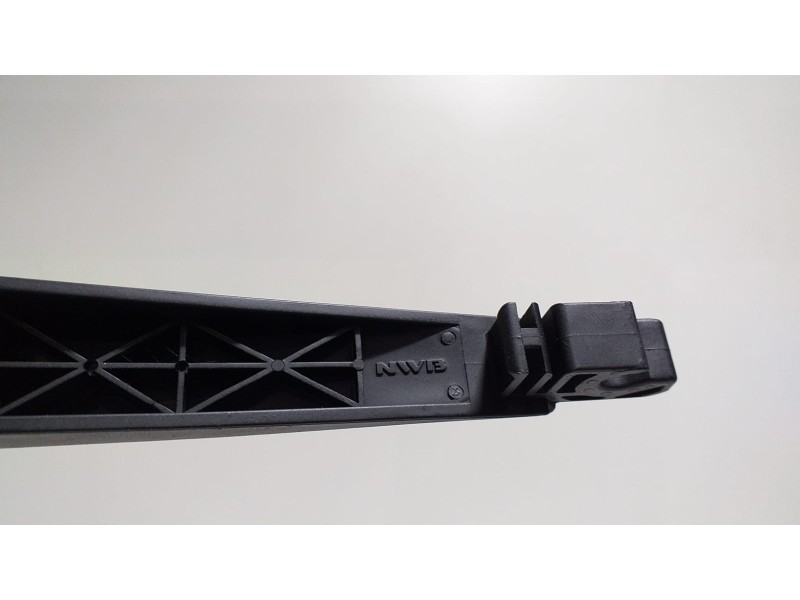 Recambio de brazo limpia trasero para suzuki grand vitara jb (jt) 2.0 jlx-a (5-ptas.) referencia OEM IAM 3882165J00000 55309 